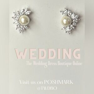 Elegant Pearl and Crystal Earrings Bridal or Special Occasion